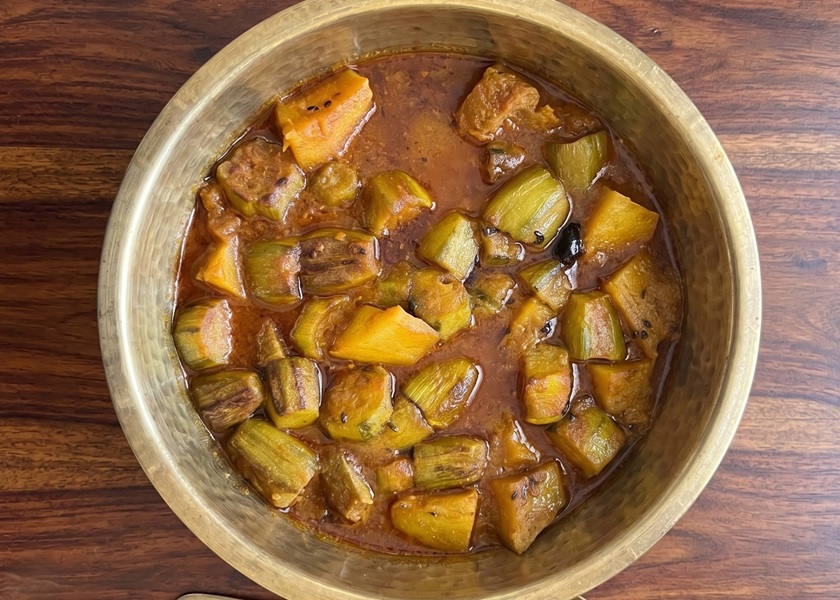Potol Alur Torkari
